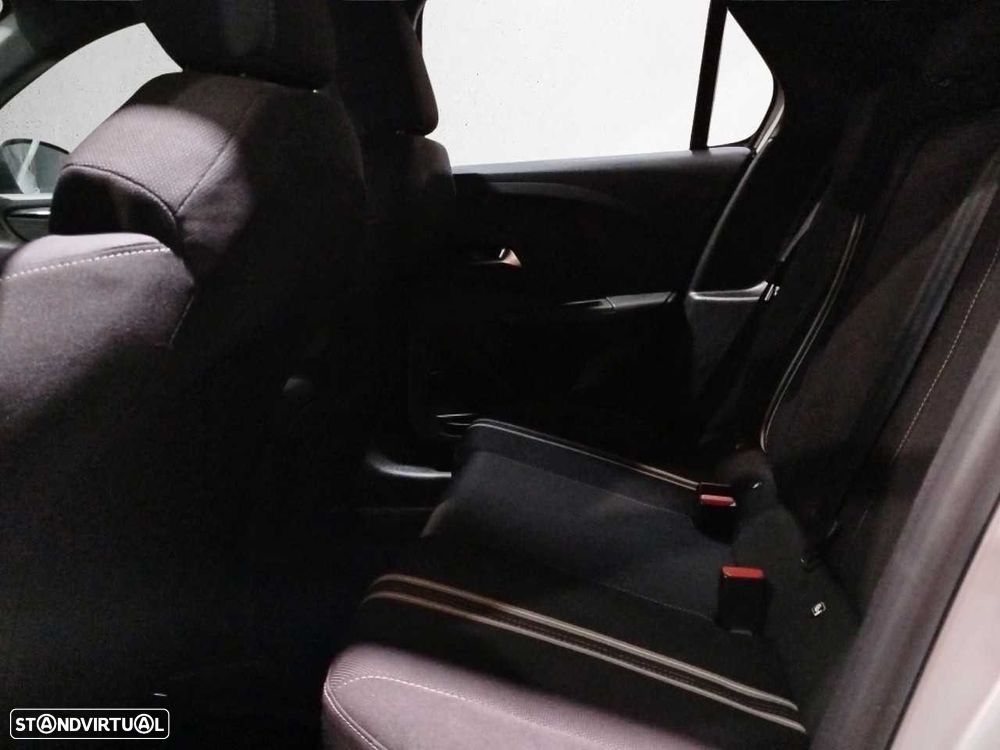 Opel Corsa 1.2 T GS - 10