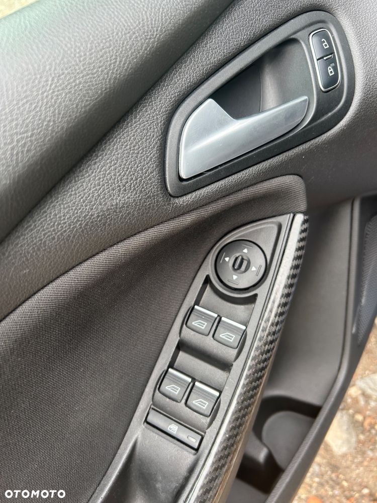 Ford Focus 2.0 EcoBoost ST - 14