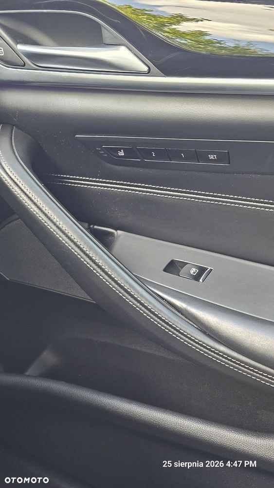 BMW Seria 5 - 36