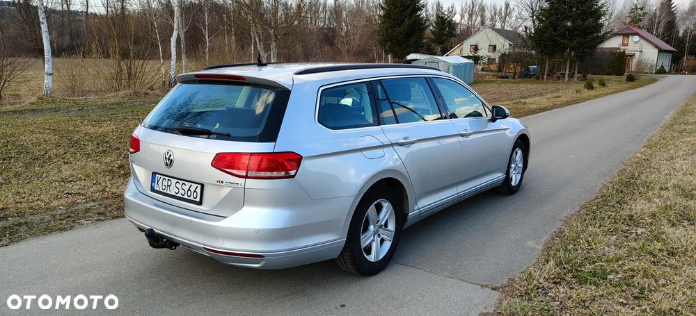 Volkswagen Passat Variant 1.6 TDI (BlueMotion Technology) Trendline - 12