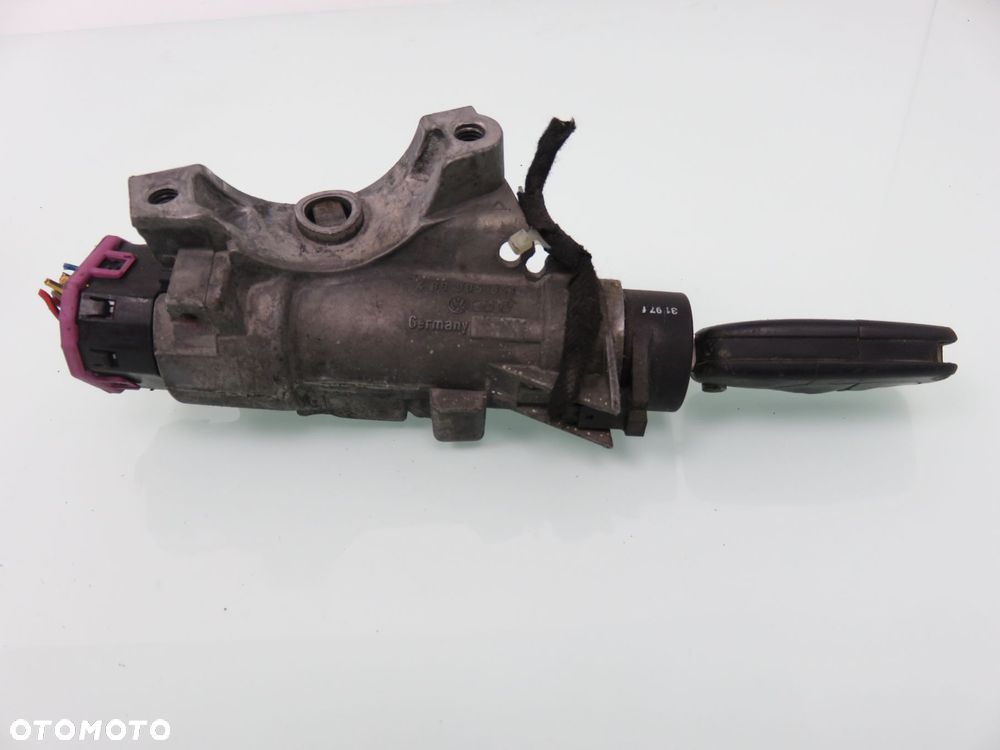 STACYJKA STEROWNIK AUDI A4 B5 1.8 T 8D0907557T 0261204185 4B0905851 - 6