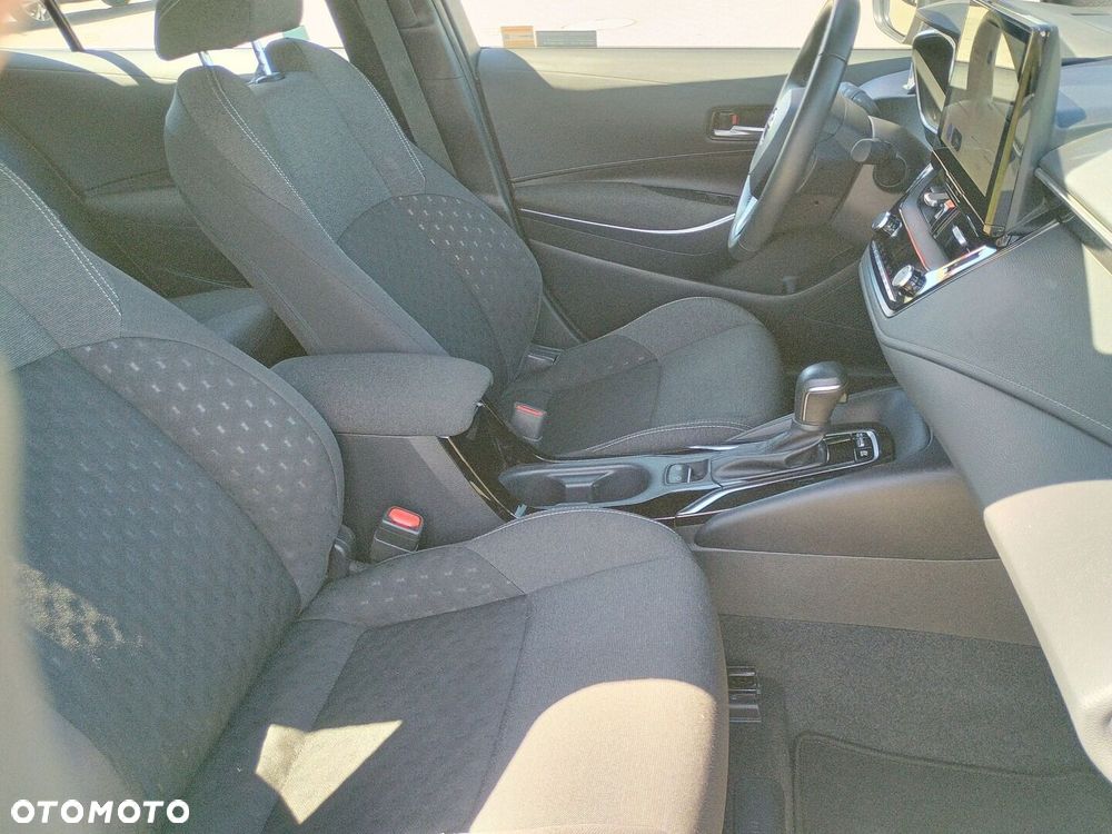 Toyota Corolla 1.8 Hybrid Comfort - 12
