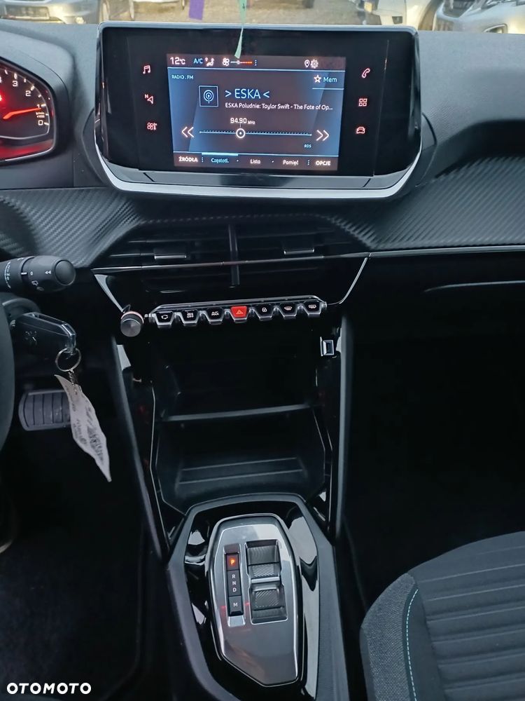 Peugeot 208 1.2 PureTech Allure S&S EAT8 - 18