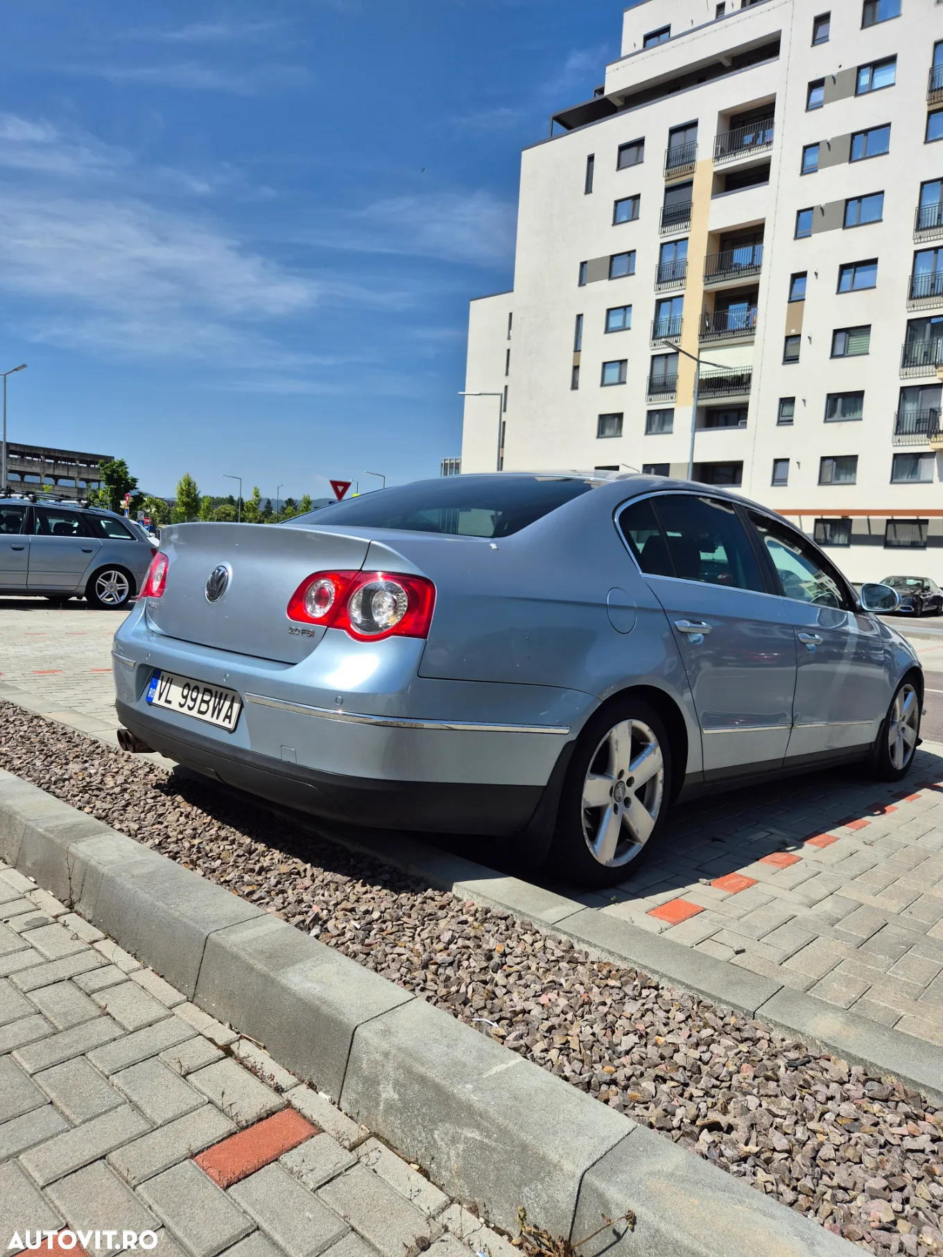 Volkswagen Passat 2.0 TSI Sportline - 4
