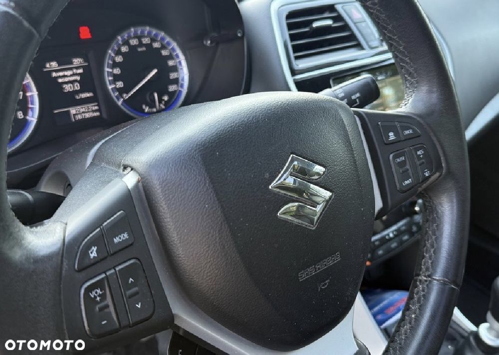Suzuki SX4 S-Cross - 16