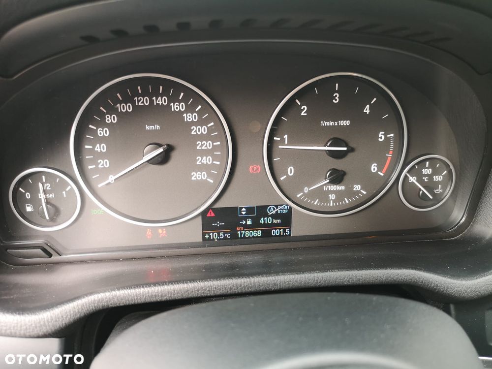 BMW X3 sDrive18d - 32