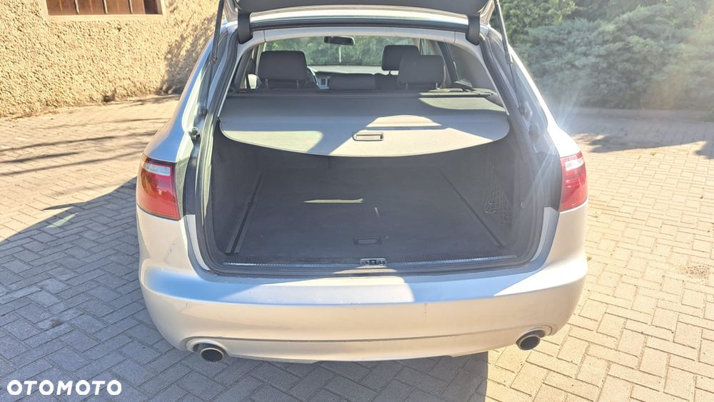 Audi A6 Avant 2.4 quattro - 6