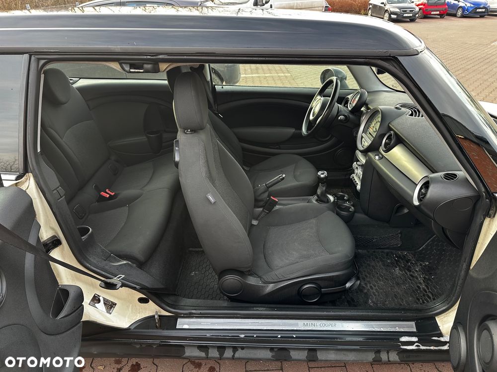 MINI Clubman Cooper D - 6