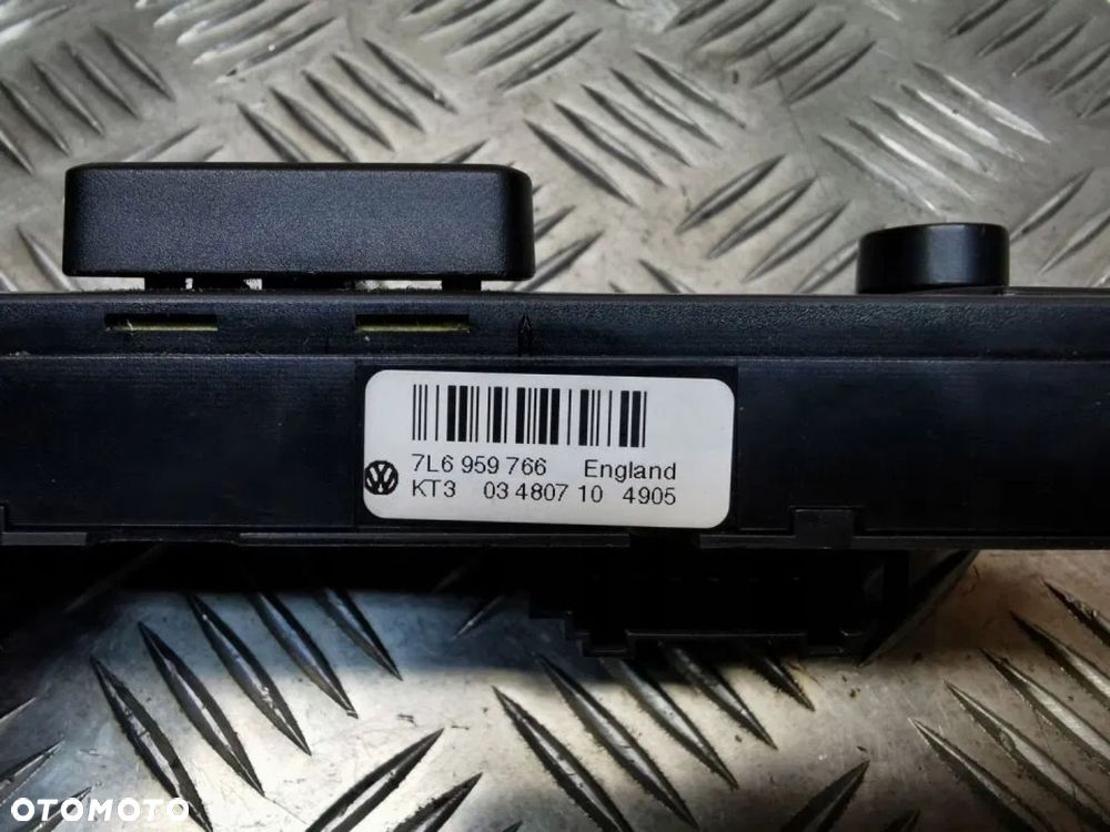 VW TOUAREG 7L 03-09R PANEL PRZEŁĄCZNIK FOTELA PRAWY 7L6959766 - 3