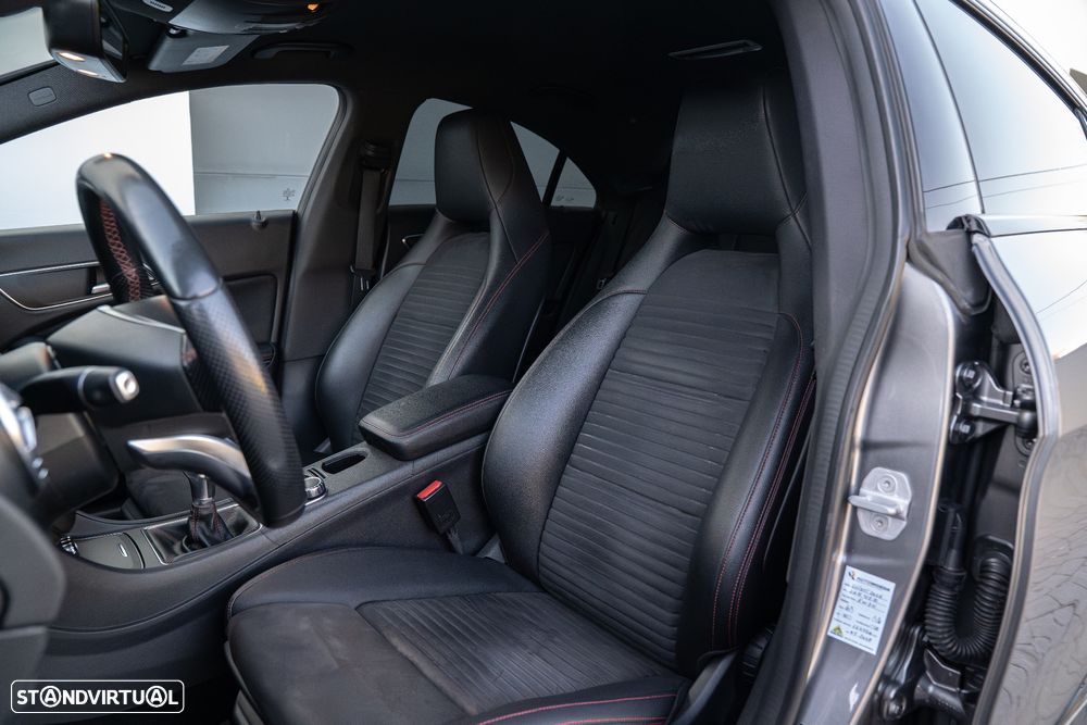 Mercedes-Benz CLA 180 d AMG Line - 14