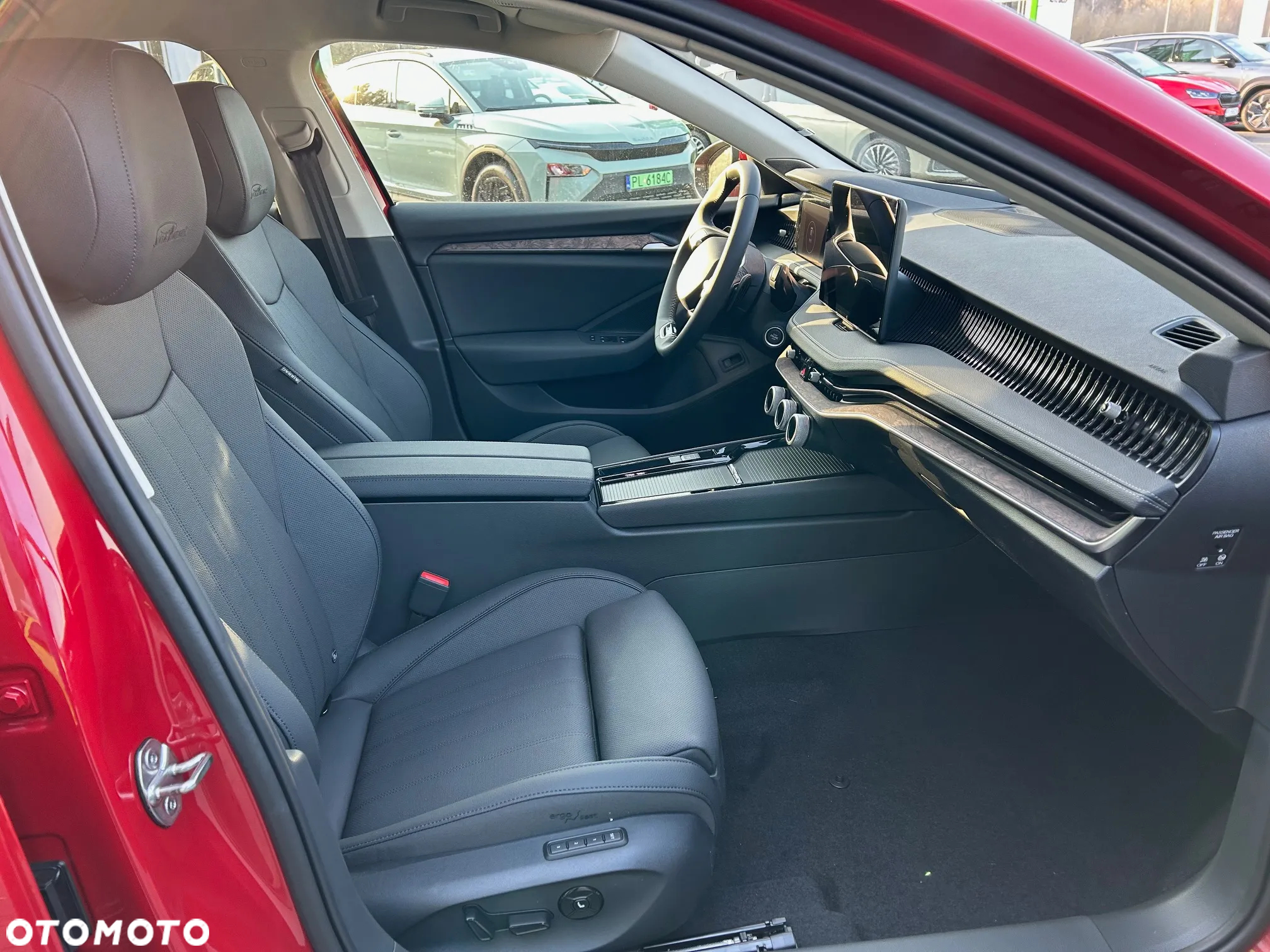 Skoda Superb 2.0 TDI SCR 4x4 L&K DSG - 9
