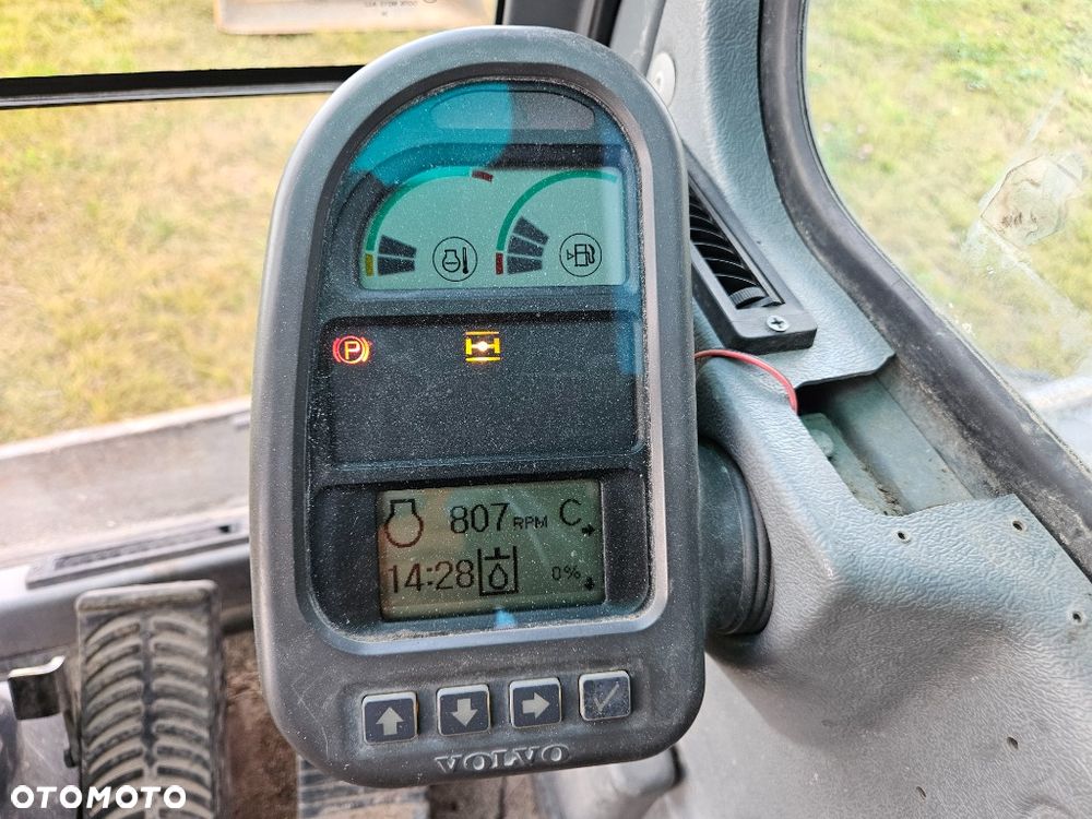 Volvo EW160B - 12