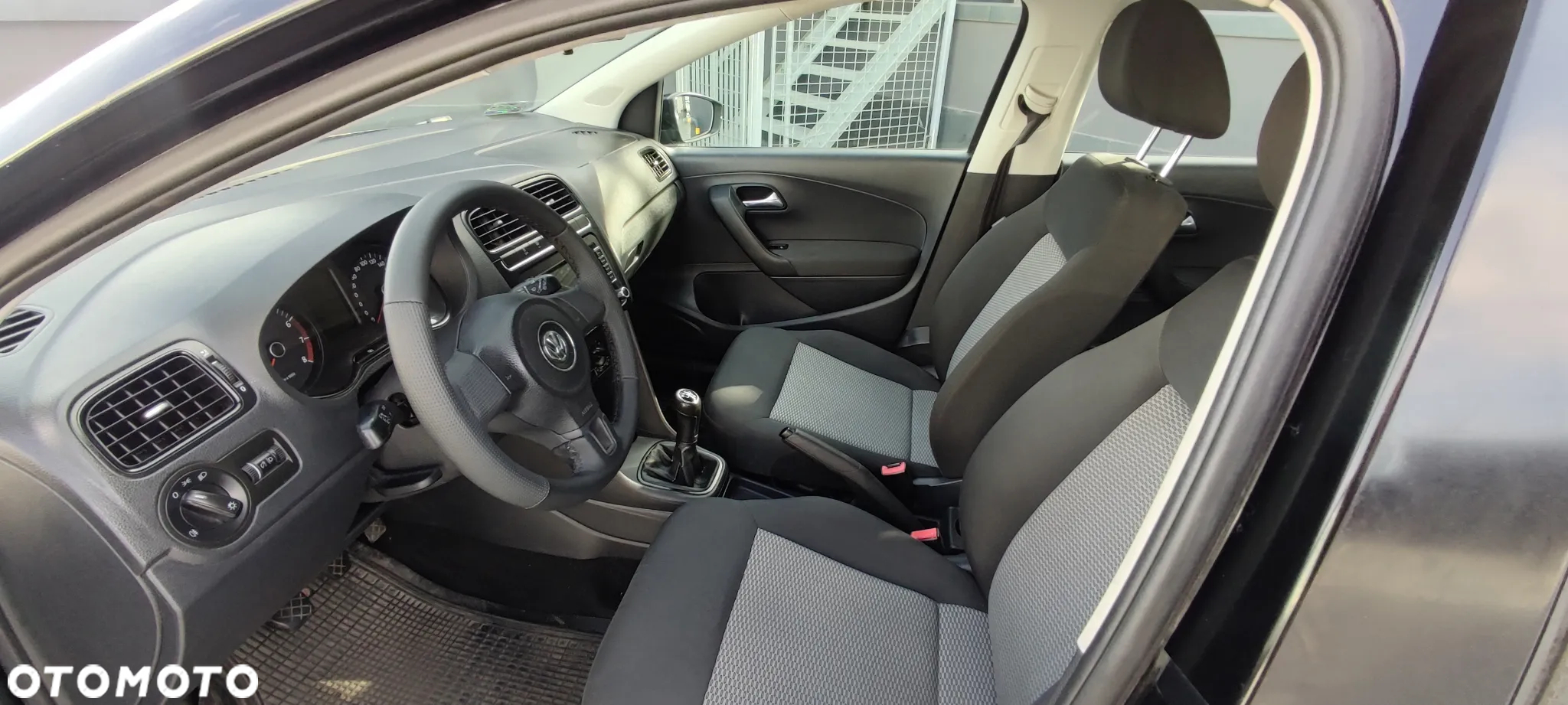 Volkswagen Polo 1.2 12V Comfortline - 21