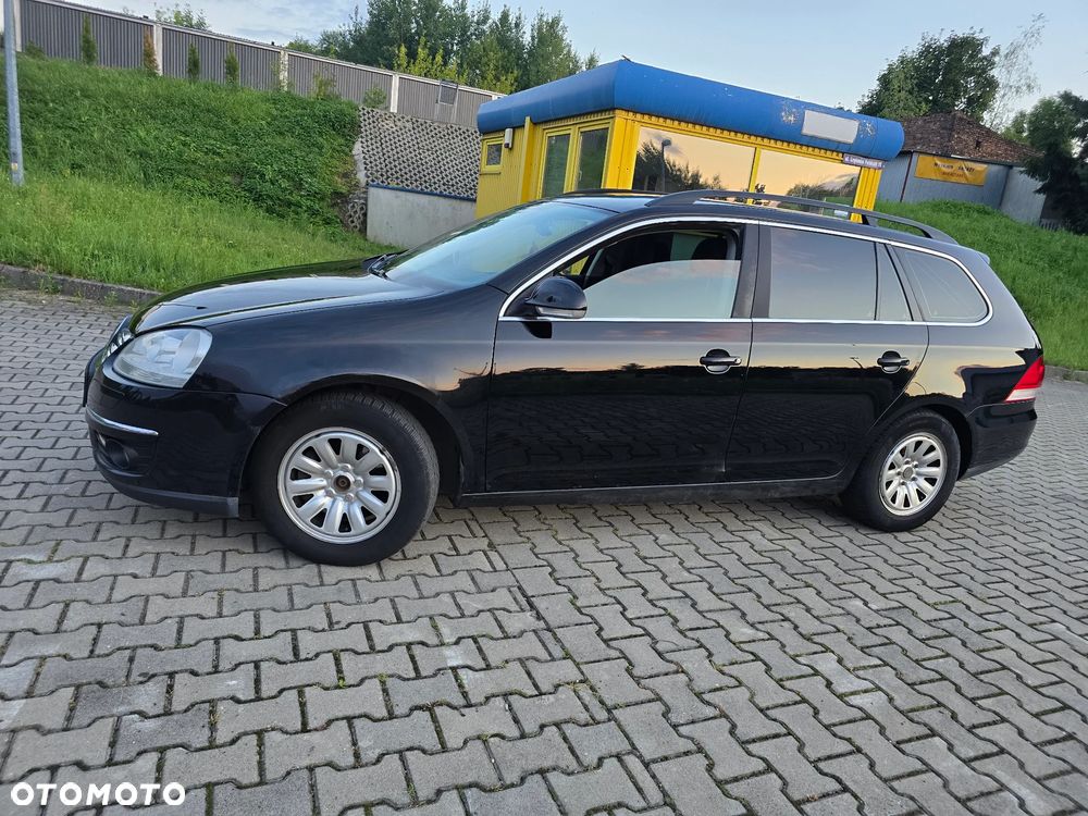 Volkswagen Golf 2.0 TDI Comfortline DSG - 6