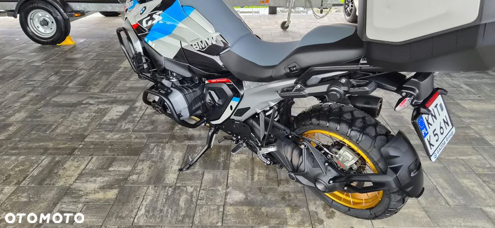 BMW R - 6
