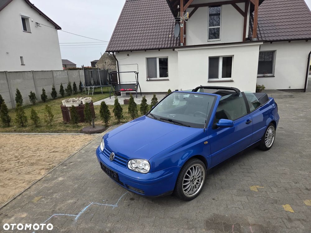 Volkswagen Golf 1.6 - 30