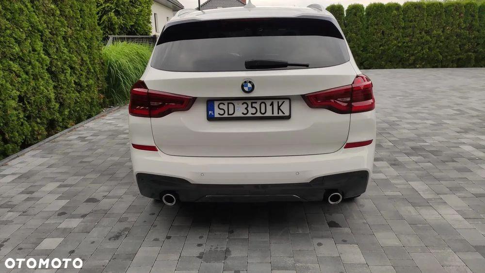 BMW X3 xDrive20d sport - 3