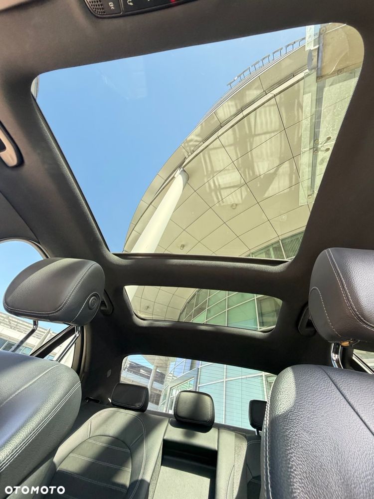 Mercedes-Benz Klasa C 300 d 4MATIC 9G-TRONIC - 14