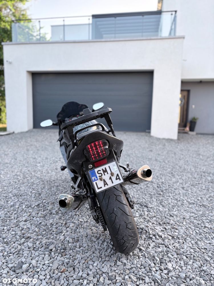 Honda CBR - 7