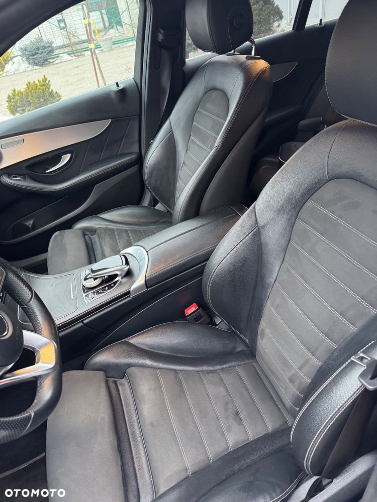 Mercedes-Benz Klasa C 220 d 4MATIC 9G-TRONIC - 29