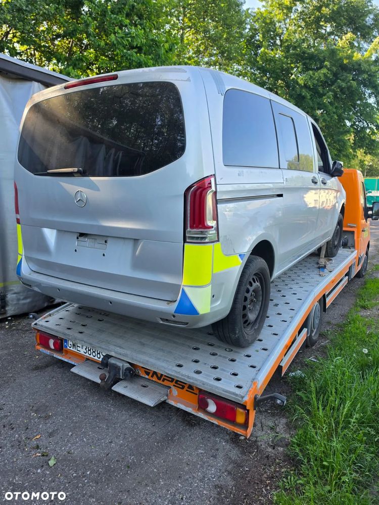 Mercedes Vito 447 calosc lub na czesci drzwi cwiartki itd      itp. - 2