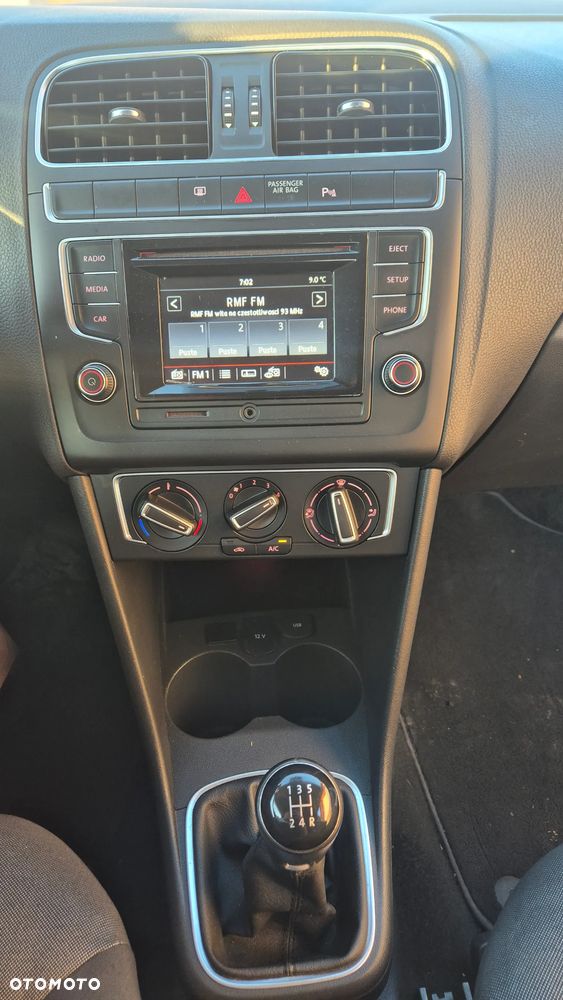Volkswagen Polo - 8