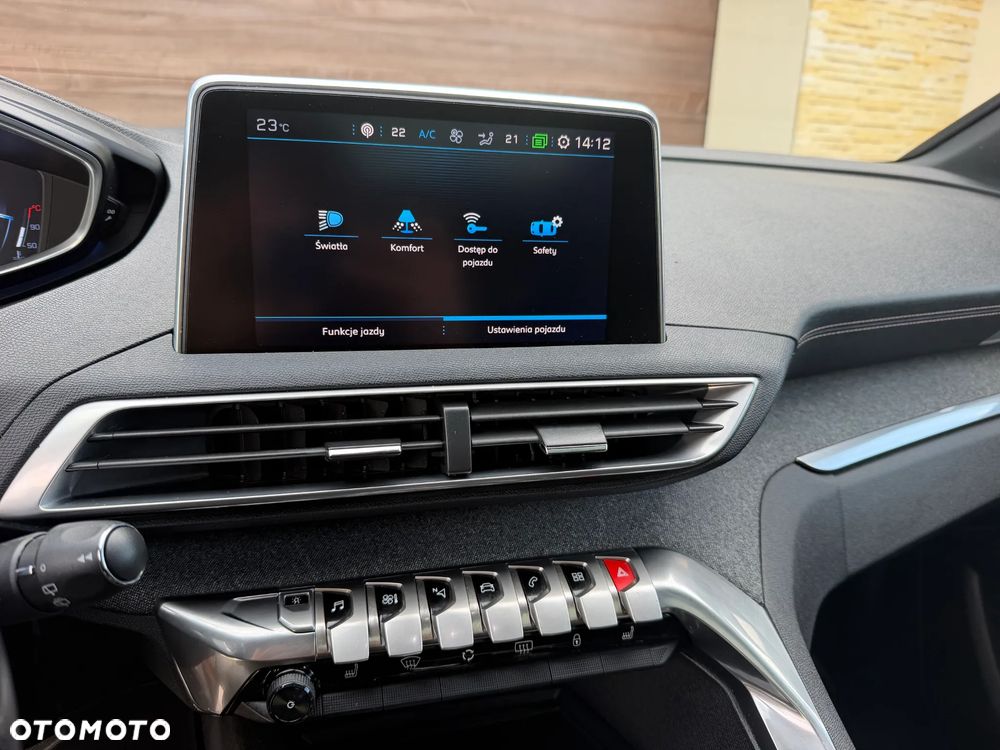 Peugeot 5008 - 28