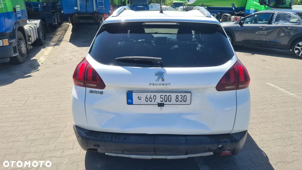 Peugeot 2008 BlueHDi FAP 120 STOP & START Allure - 5