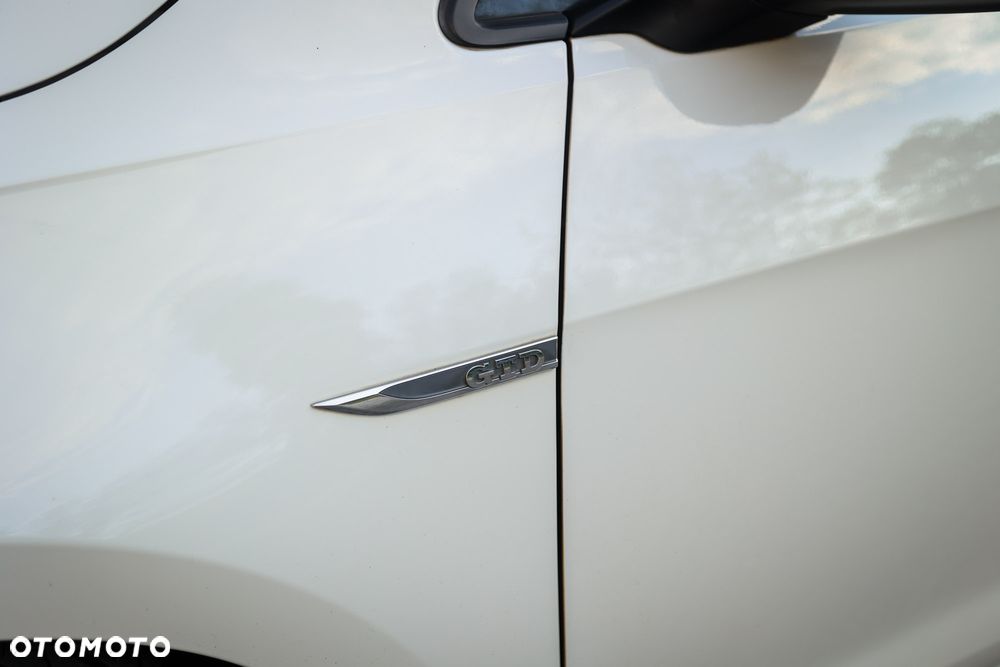 Volkswagen Golf GTD 2.0 TDI SCR DSG - 7