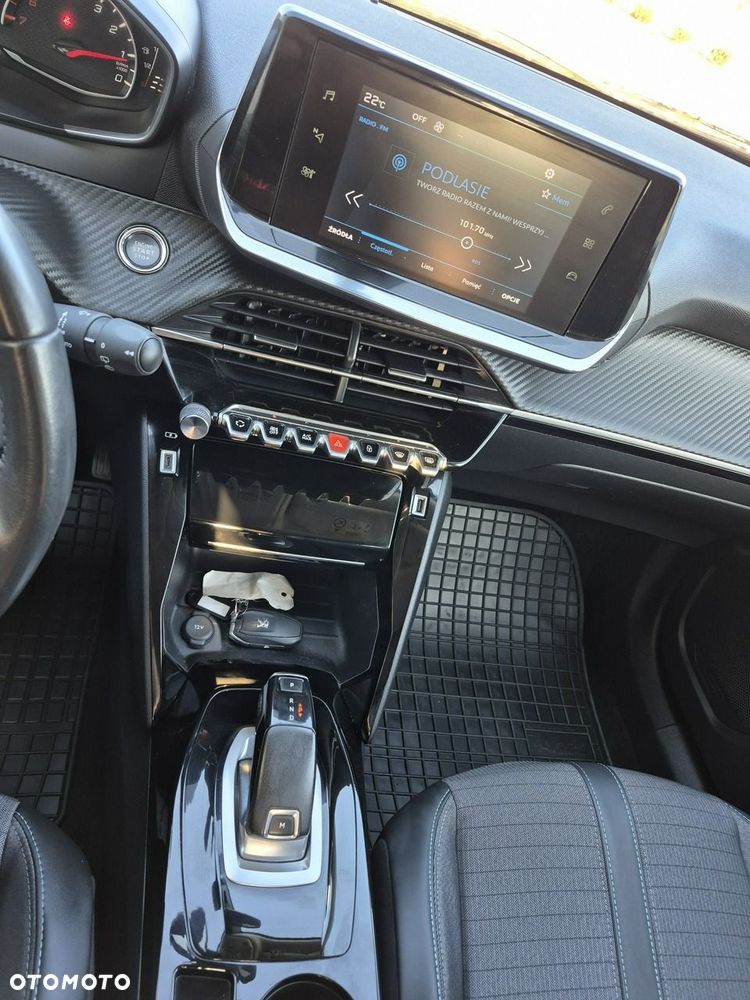 Peugeot 2008 - 17