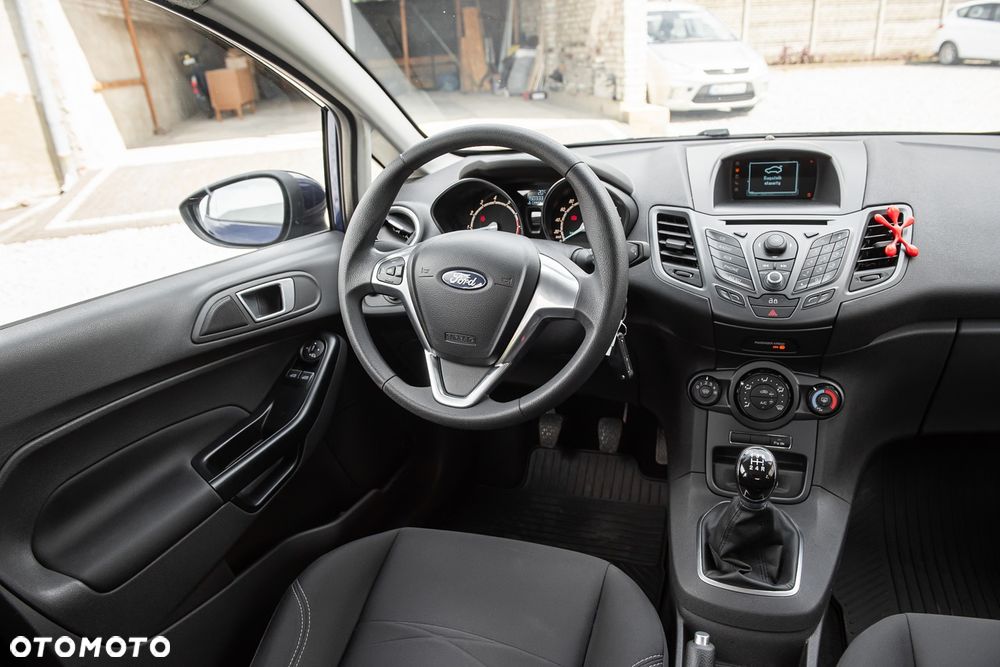 Ford Fiesta 1.25 Titanium EU5 - 27