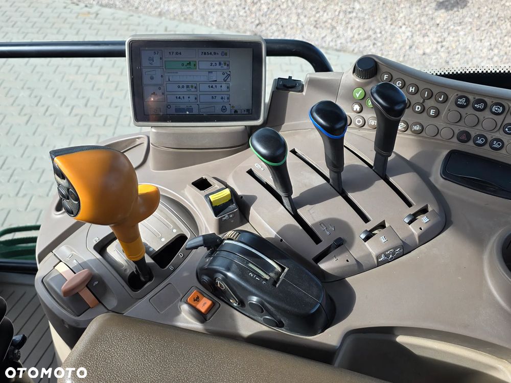 John Deere 6115R 2013R - 19