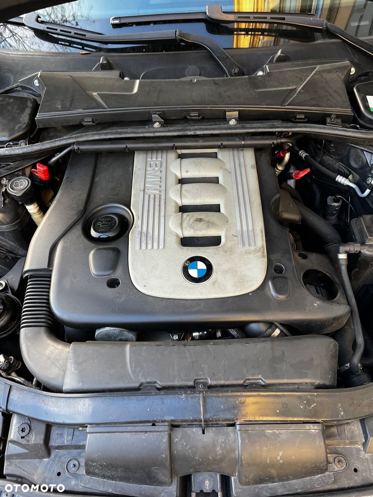 BMW Seria 3 330d - 19