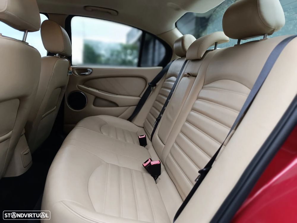 Jaguar X-Type 2.2 D Exclusive Aut. - 7