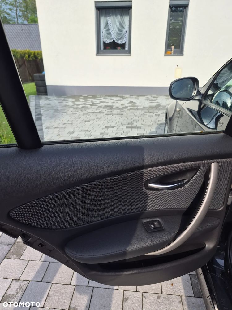 BMW Seria 1 118d - 31