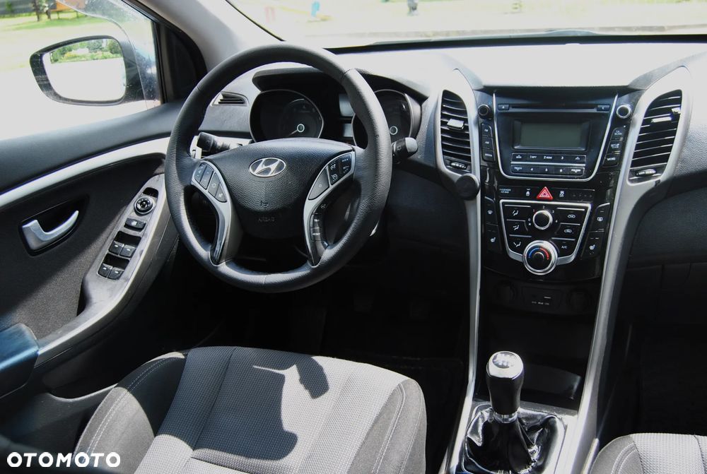 Hyundai i30 1.4 Select - 11