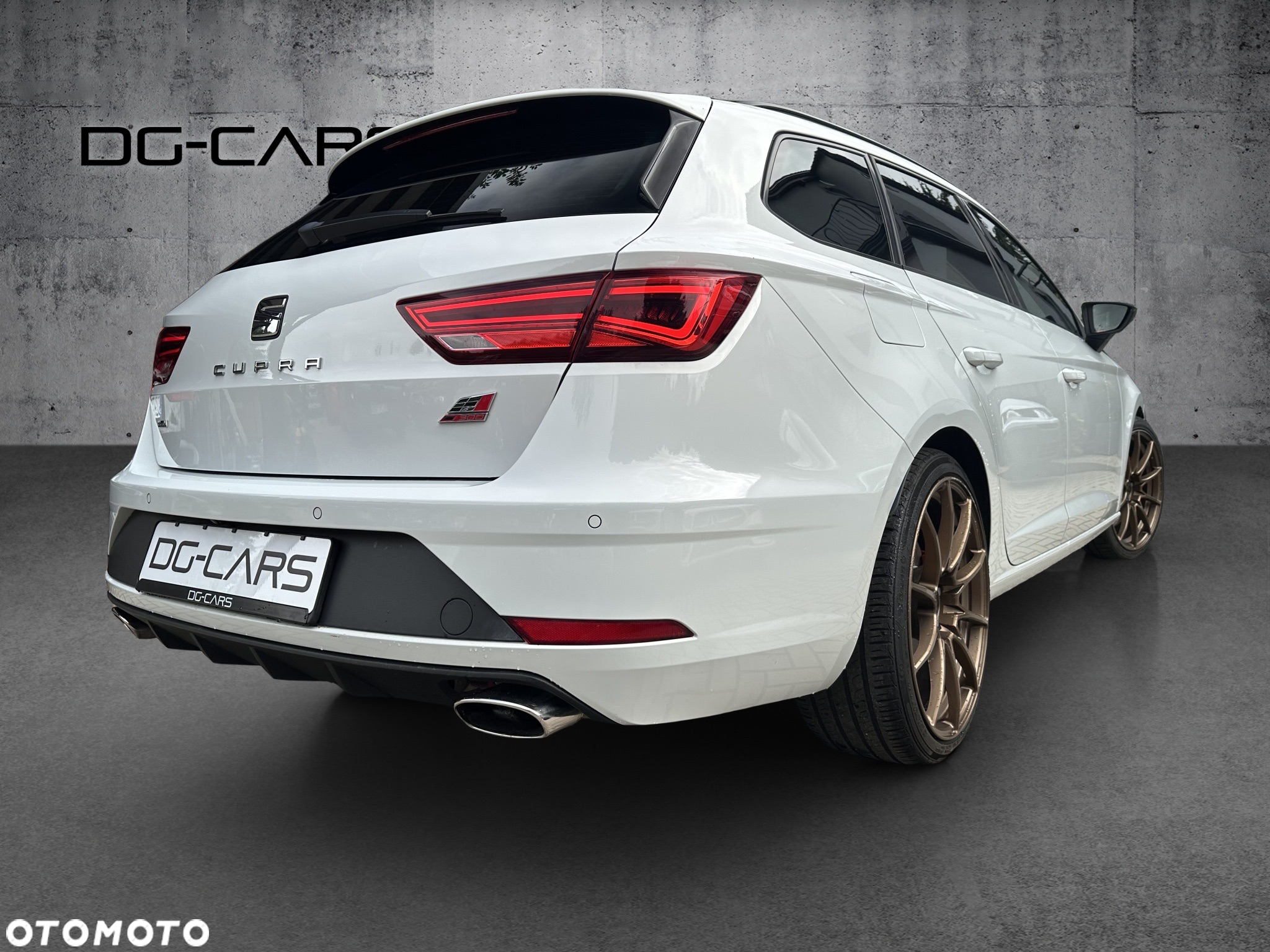 Seat Leon ST 2.0 TSI Start&Stop 4Drive DSG Cupra 300 - 2