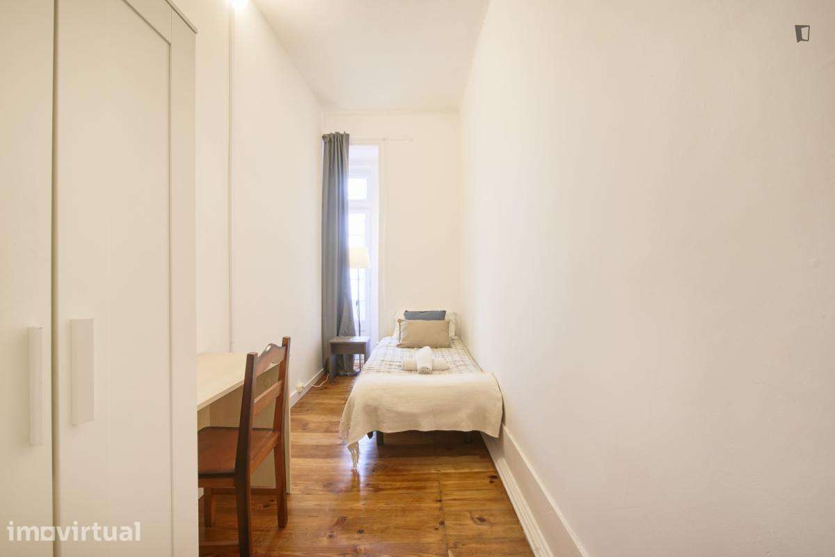 Quarto - localizado em Saldanha Lisbon - Grande imagem: 5/43