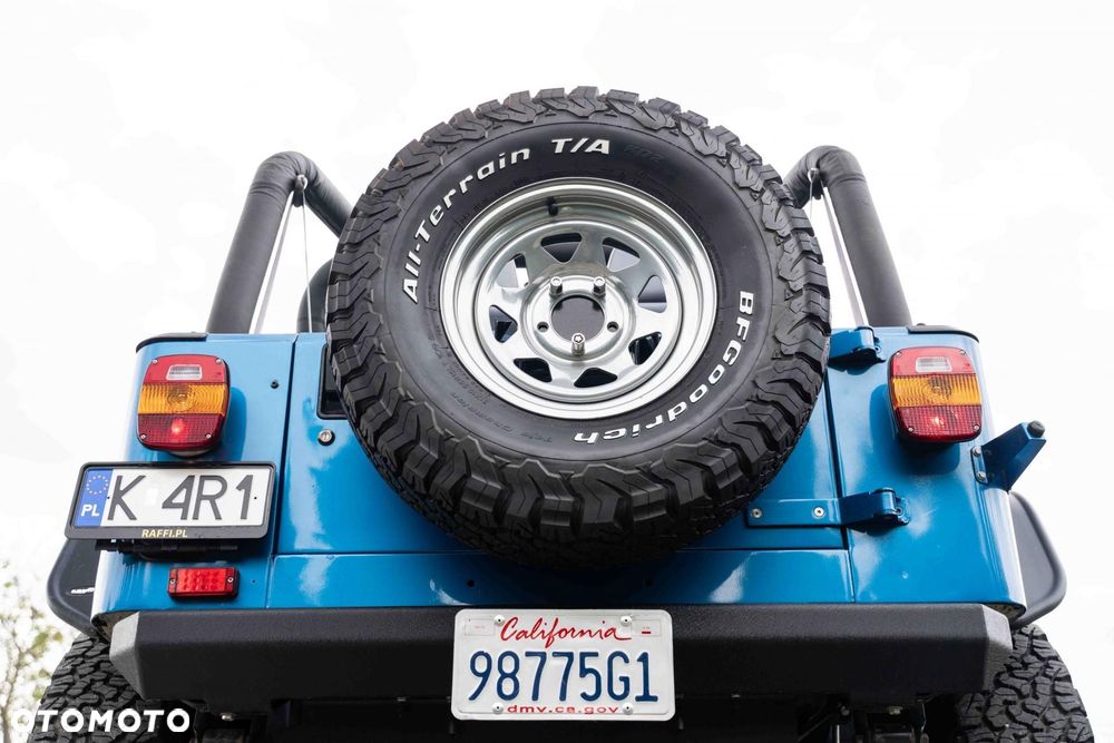 Jeep Wrangler - 27