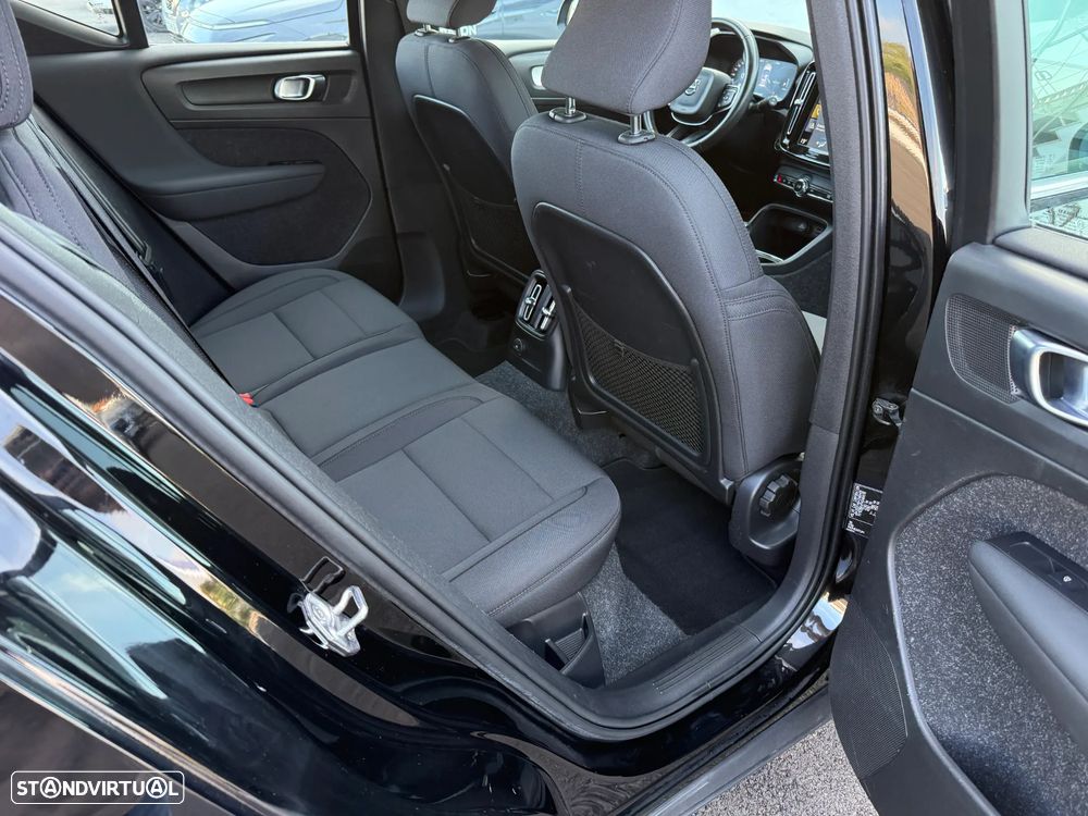 Volvo C40 - 28