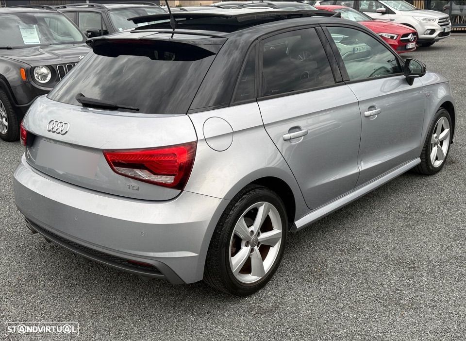 Audi A1 Sportback 1.4 TDI S-line S tronic - 4