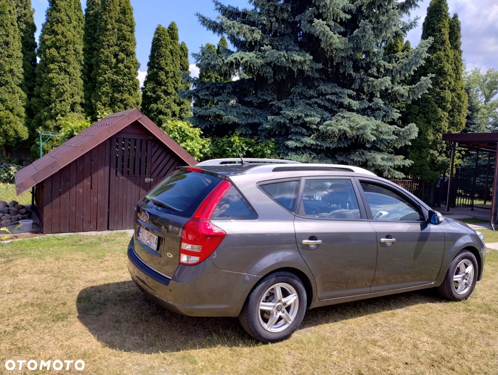Kia Ceed 1.6 CVVT LX - 12