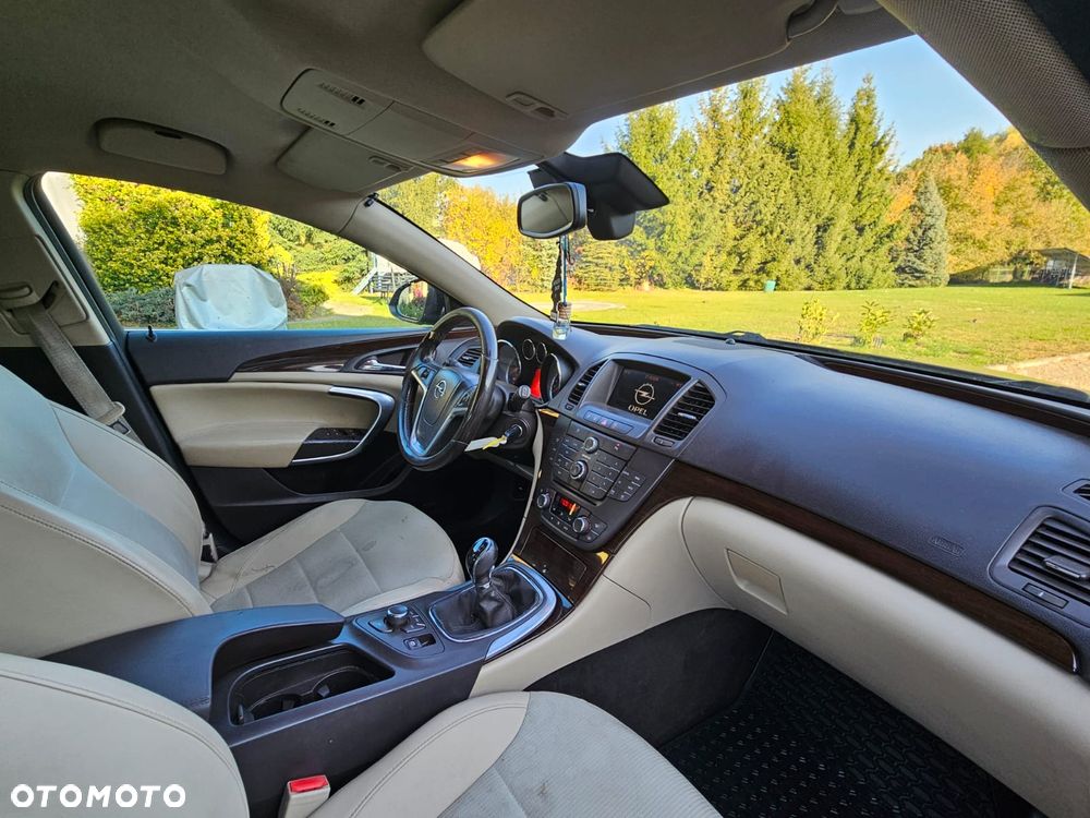 Opel Insignia - 23