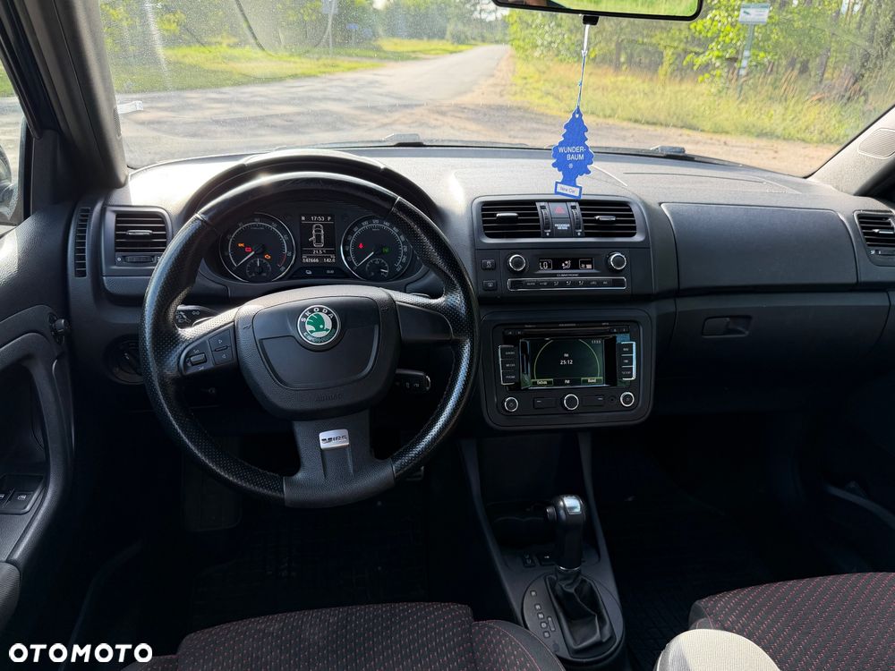 Skoda Fabia 1.4 TSI DSG RS - 13