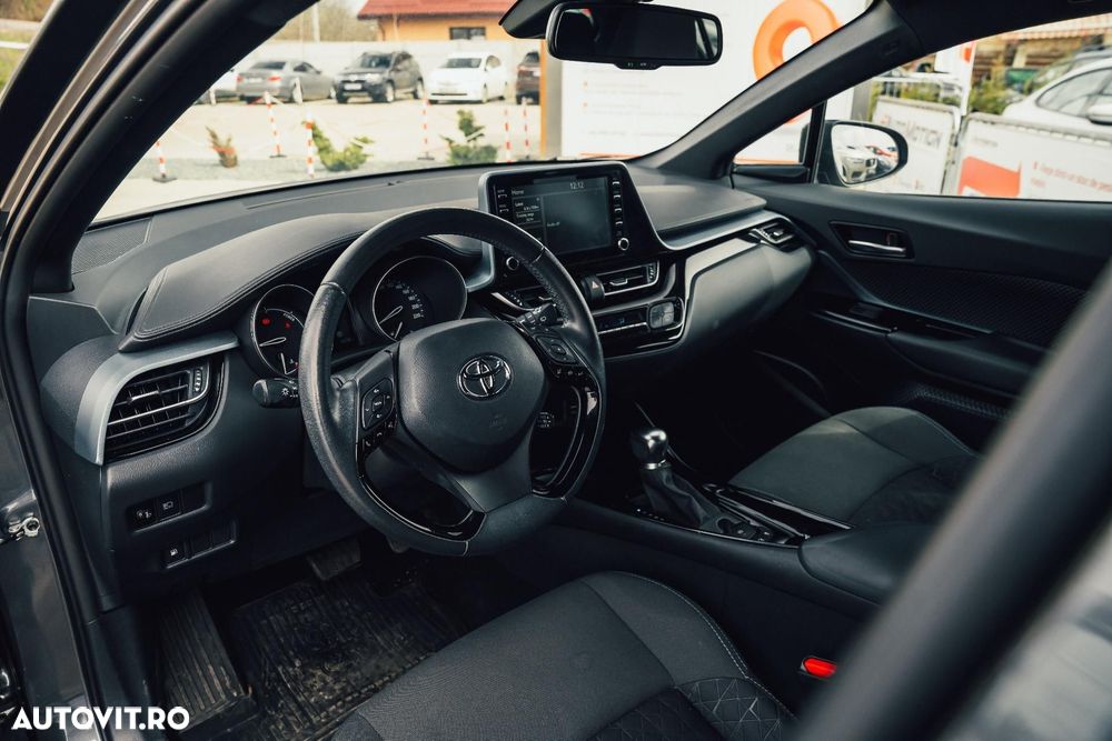 Toyota C-HR - 5