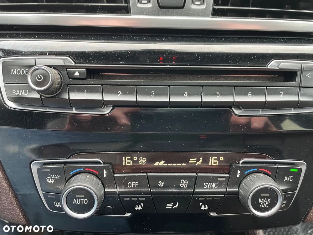 BMW X1 xDrive28i xLine - 23
