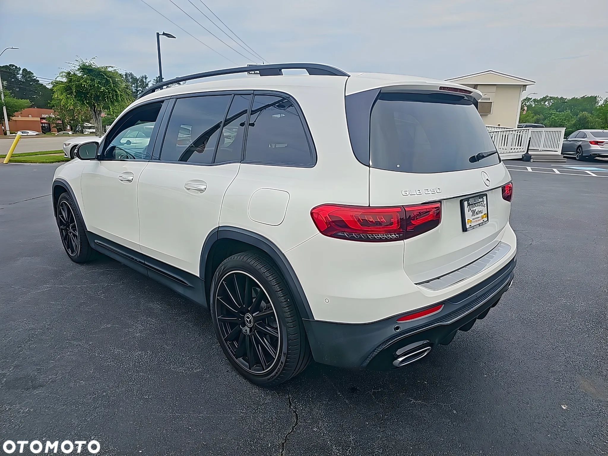 Mercedes-Benz GLB 250 AMG Line 8G-DCT - 3