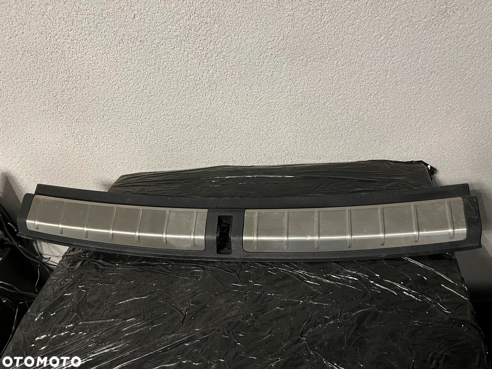 BMW X1 F48 OSŁONA PROGU NA PAS PASA BAGAŻNIKA 934770 - 1