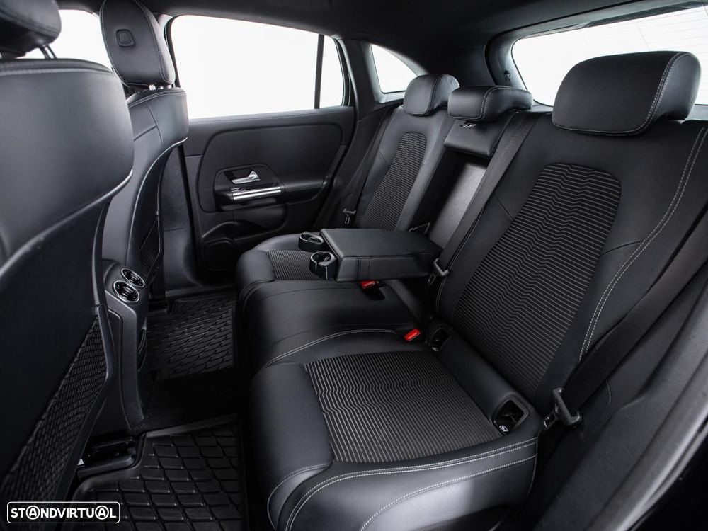 Mercedes-Benz EQA 250 Edition 1 — fotografia 10