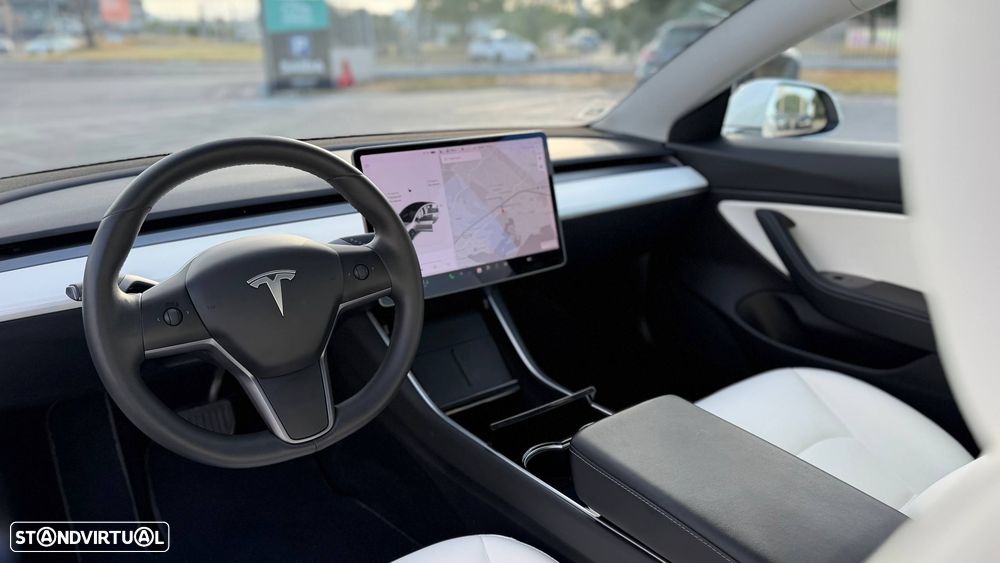 Tesla Model 3 Long Range Tração Integral - 28